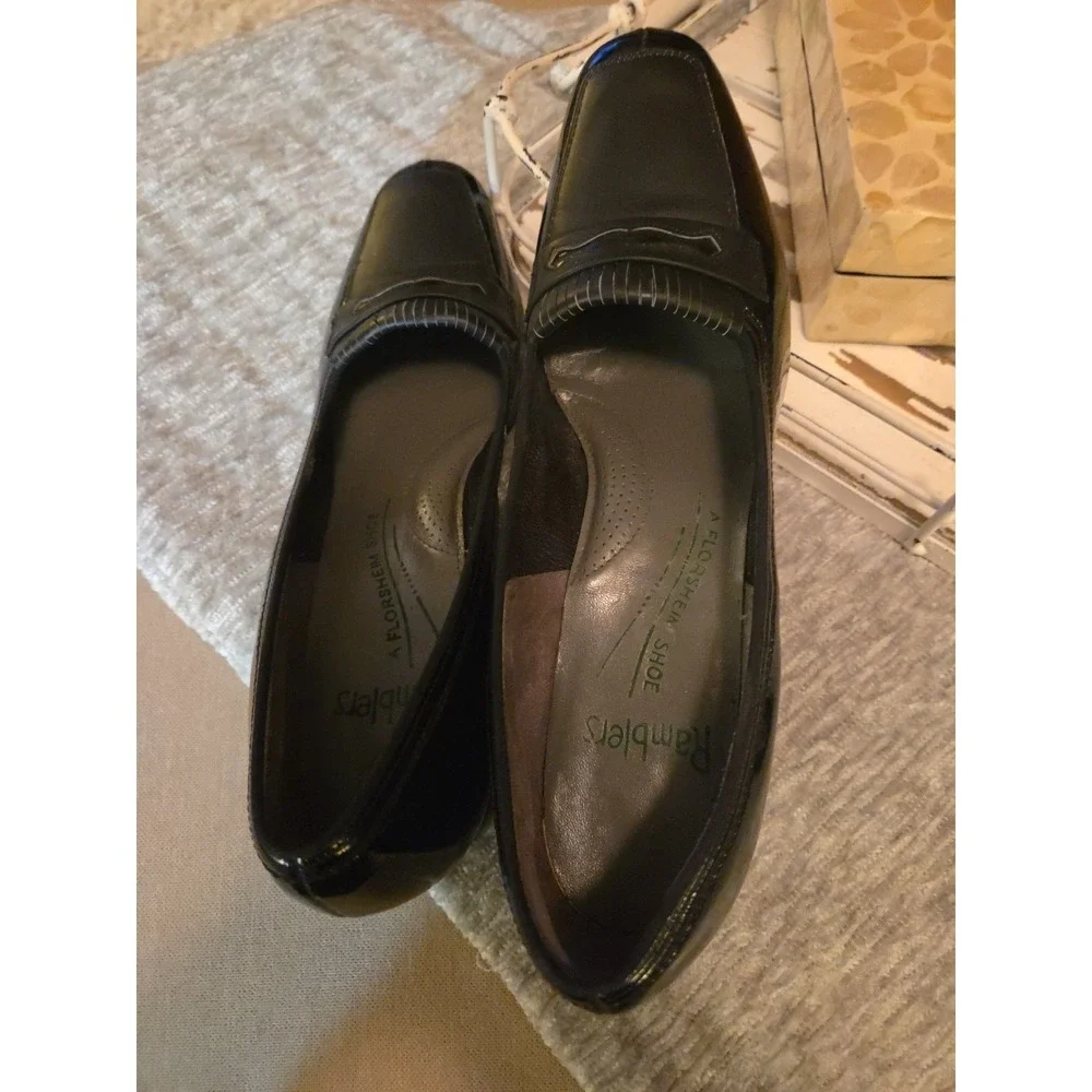 Florsheim Womens‎ Black  Ramblers Shoes 10 AA Heels Loafer Comfort Vintage NEW